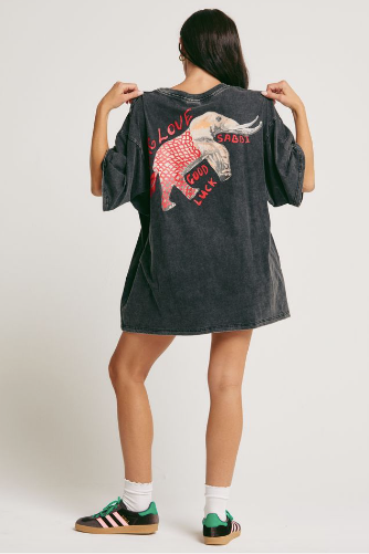 The BIG Love Tee  || SABBI