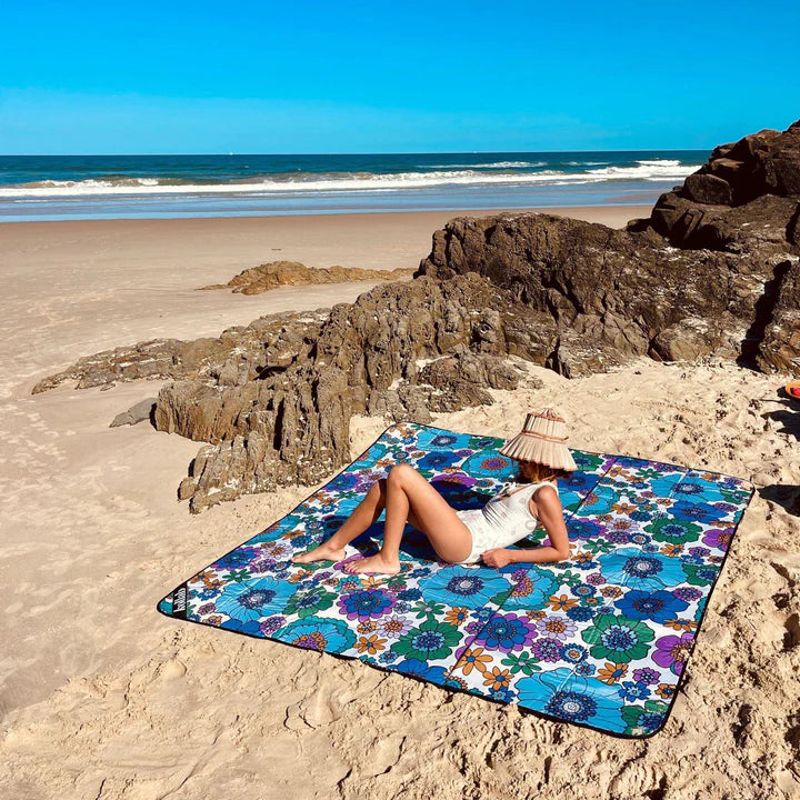 
            
                Load image into Gallery viewer, Picnic Mat - Ocean Floral ||  Kollab
            
        