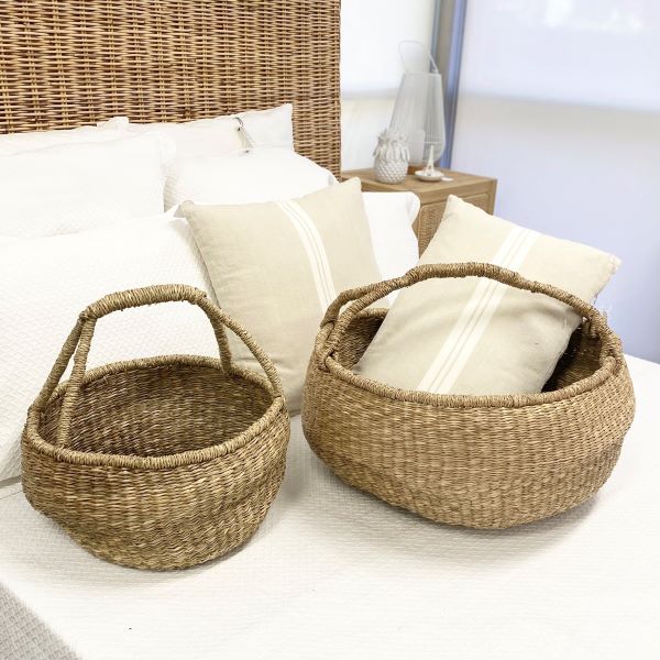 
            
                Load image into Gallery viewer, Round Baskets with Handles - large  ||  Mediterranean Markets
            
        